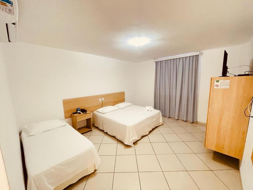 Pioneiro Hotel Тейшейра-ди-Фрейтас Экстерьер фото